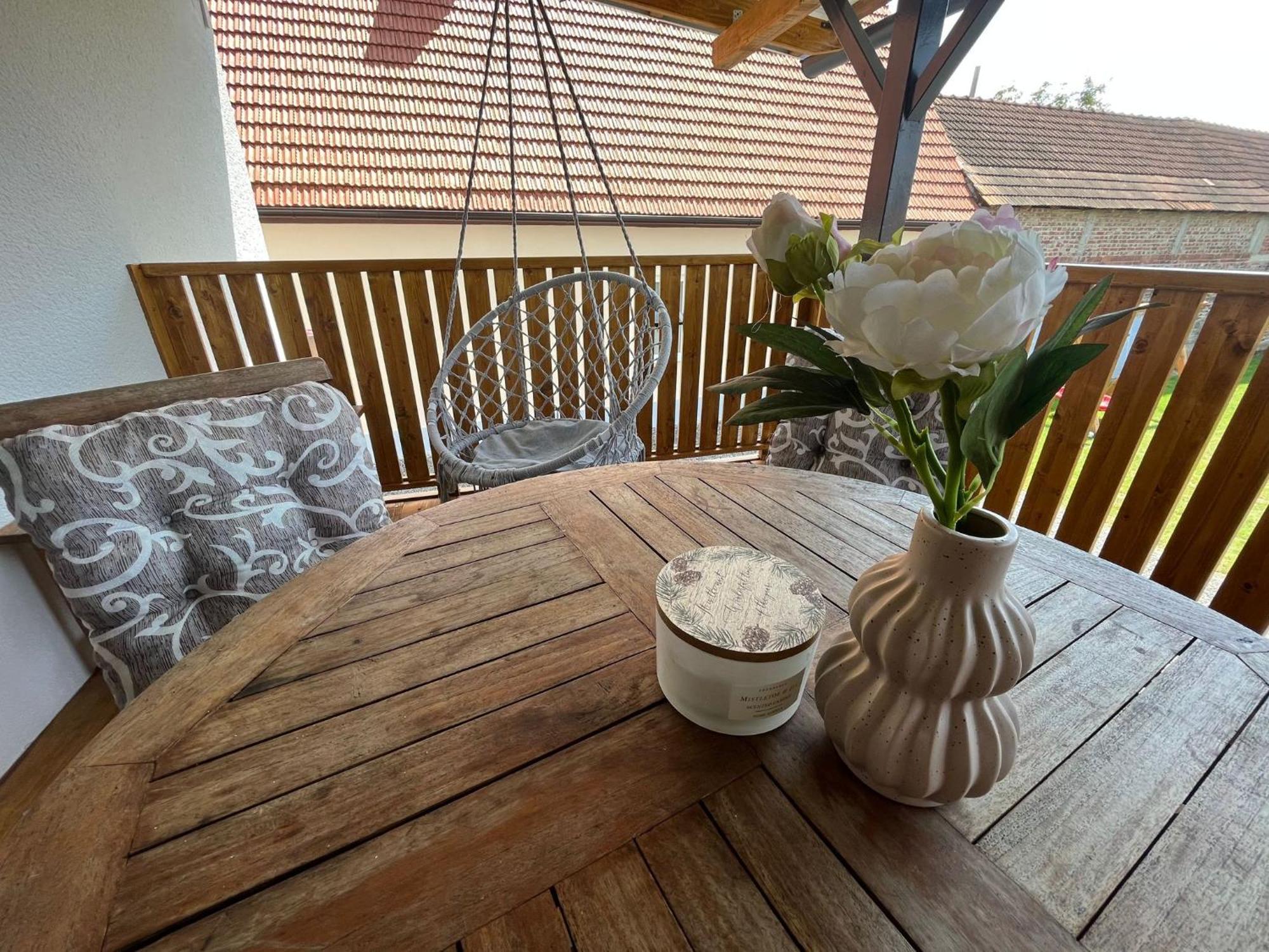 Apartman Mara Mala Subotica Exteriör bild